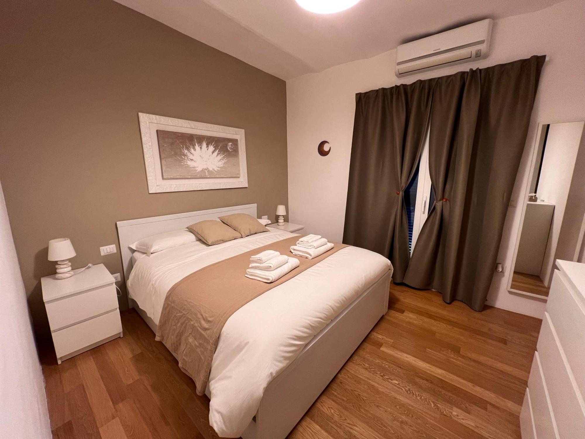 Dimora Le Scalette Apartment Bari Bagian luar foto