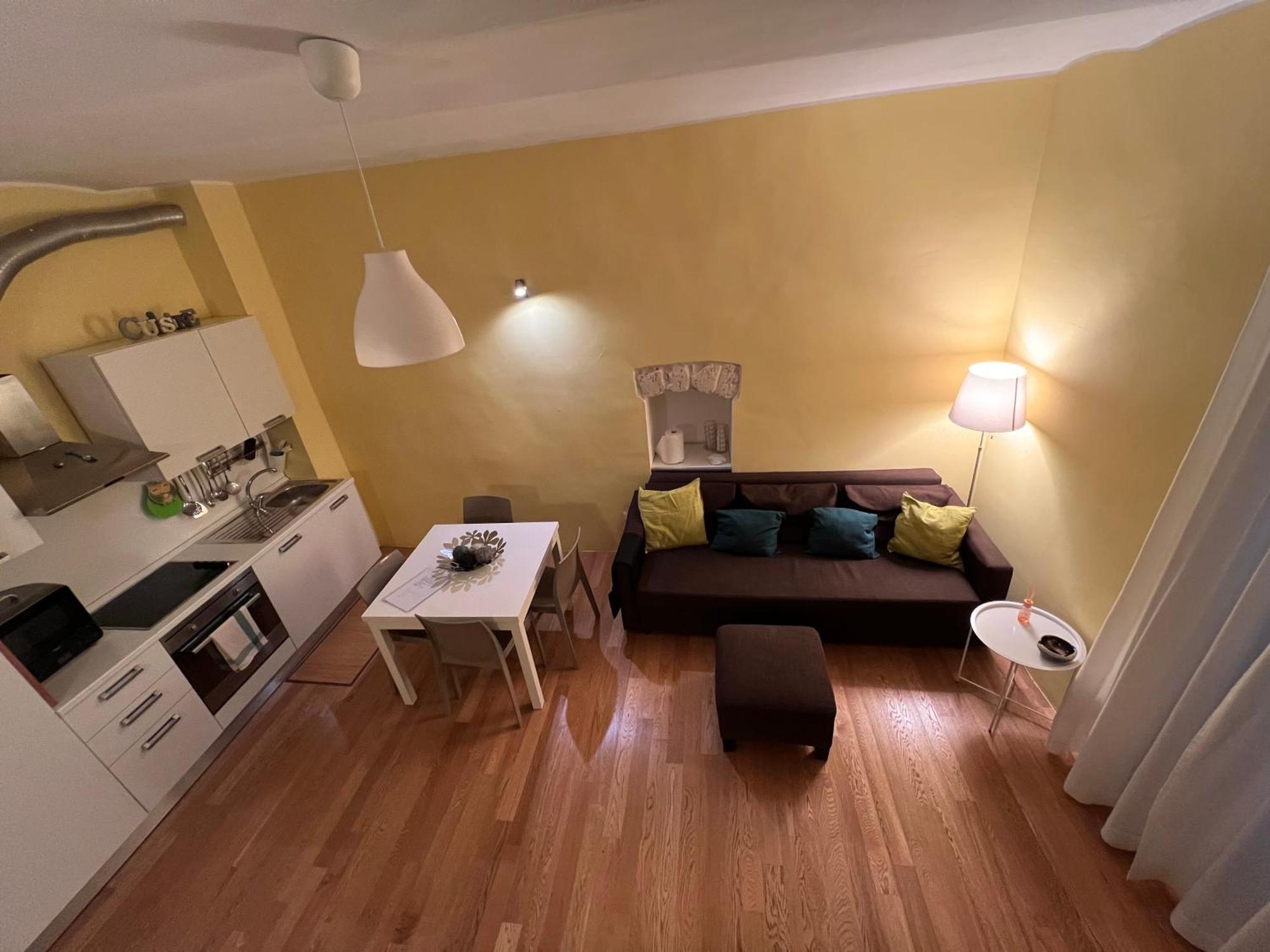 Dimora Le Scalette Apartment Bari Bagian luar foto