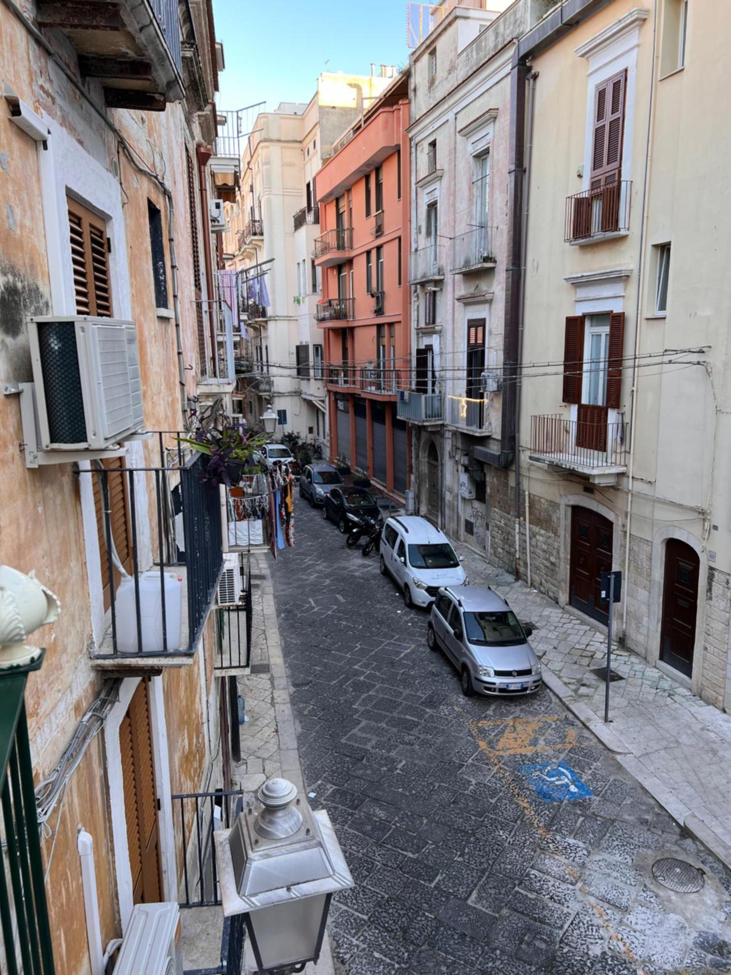 Dimora Le Scalette Apartment Bari Bagian luar foto